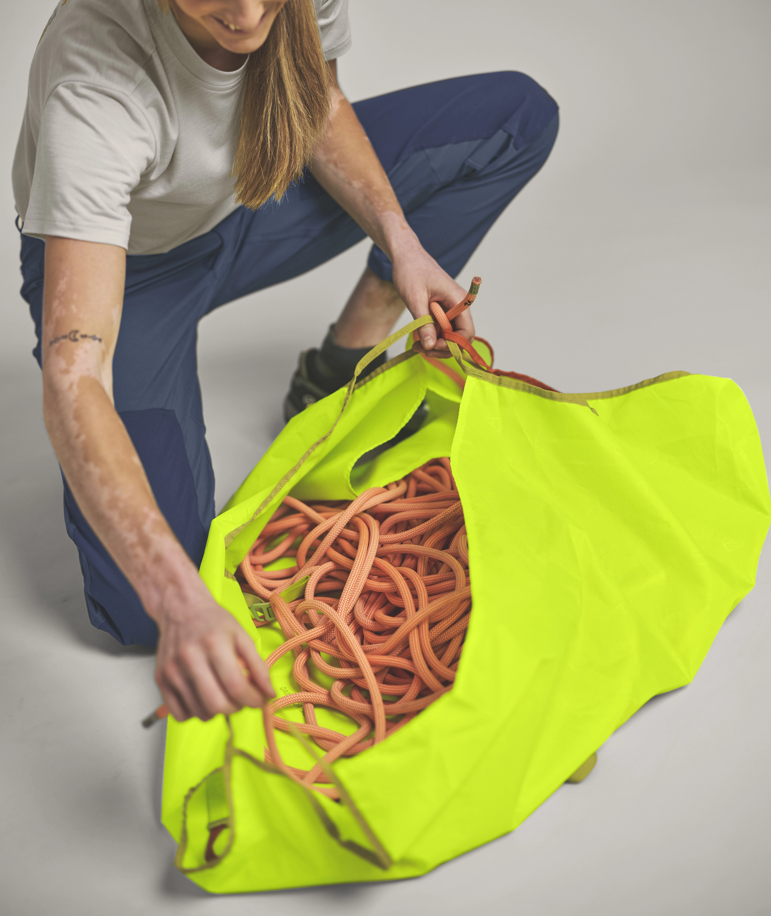 high-visibility bag, rope, tether, storage bag, safety gear