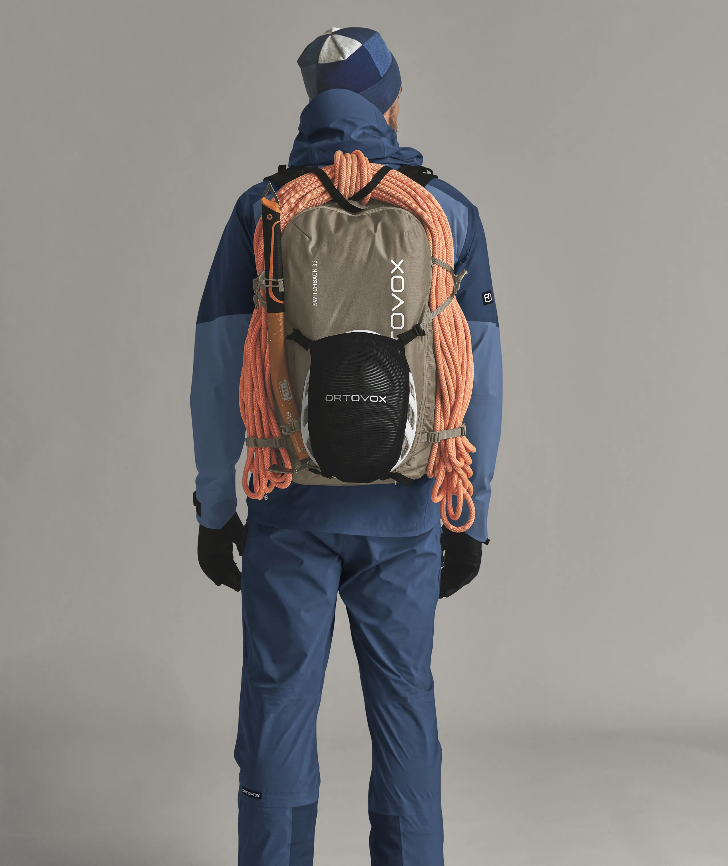 SWITCHBACK 32 backpack, climbing, outdoor gear, hydration pack, rope