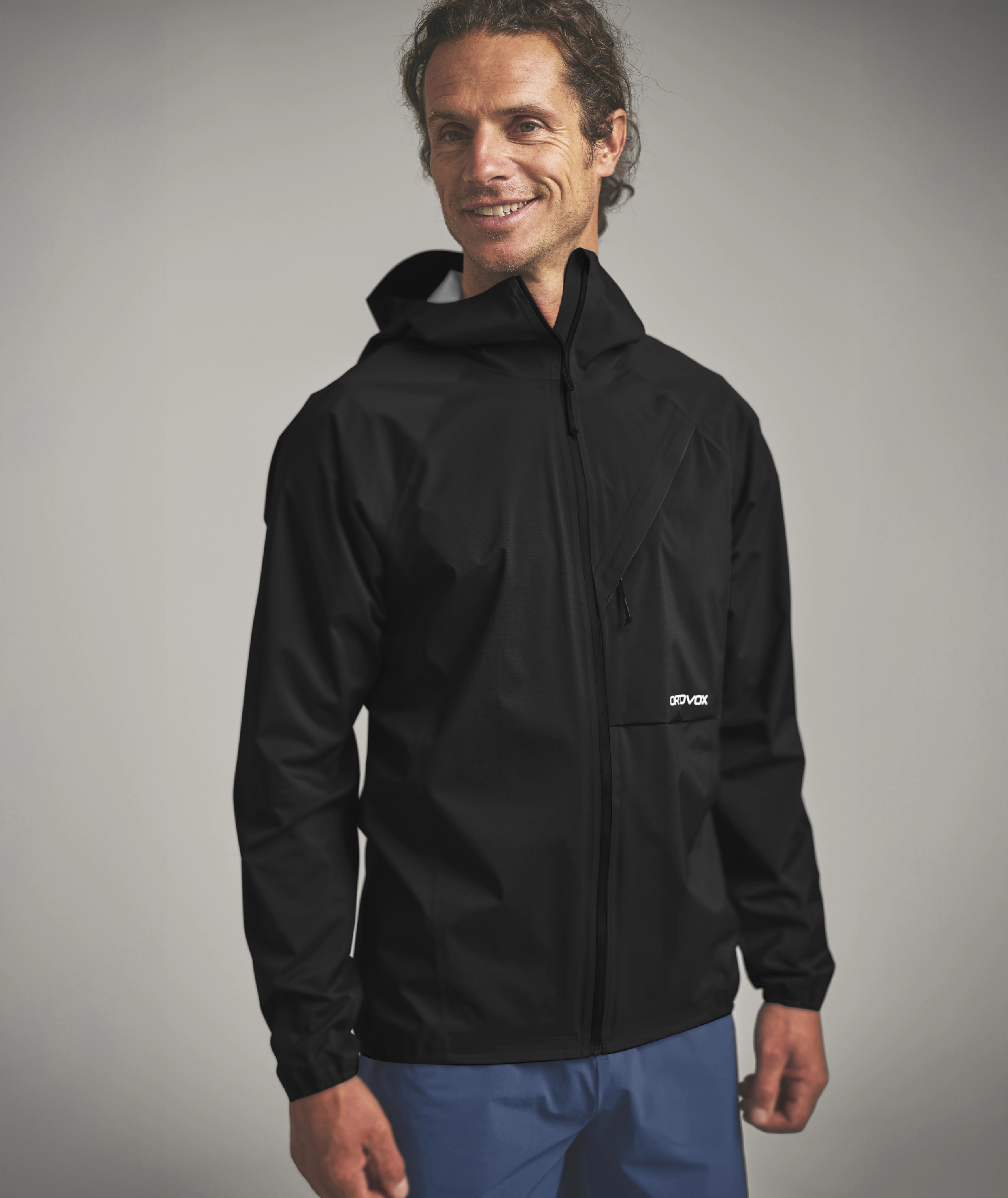 62764-90201-TRACE_2_5L_JACKET_M-D-02.jpg 62764-90201-TRACE_2_5L_JACKET_M-D-02.jpg, jacket, windbreaker, hooded, black, zipper