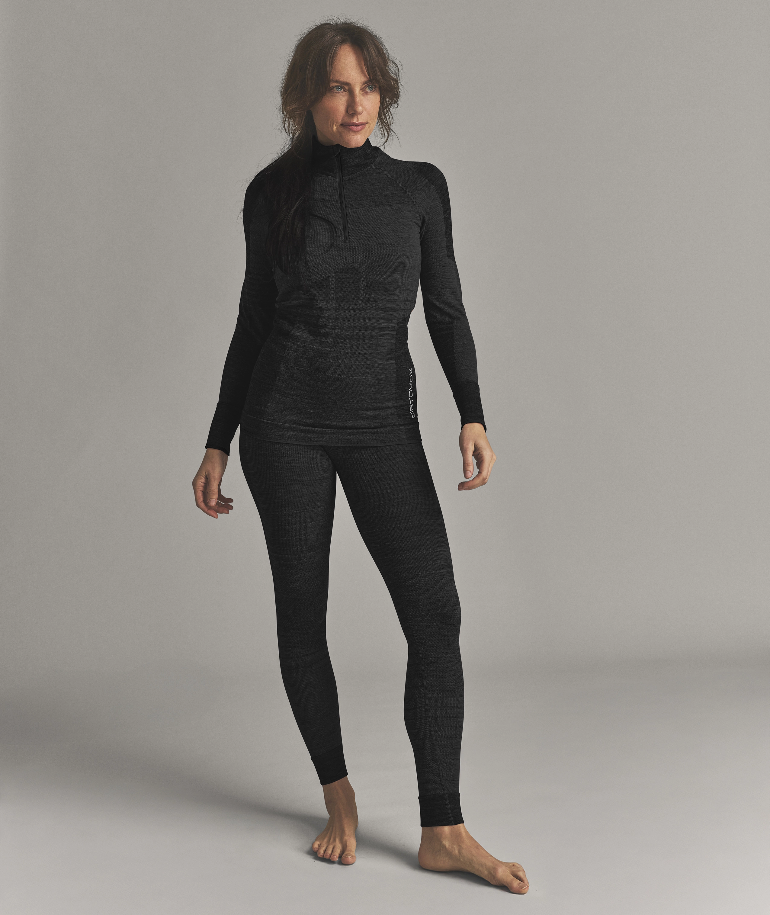 230 COMPETITION ZIP NECK W activewear, long_sleeve, turtleneck, leggings, black