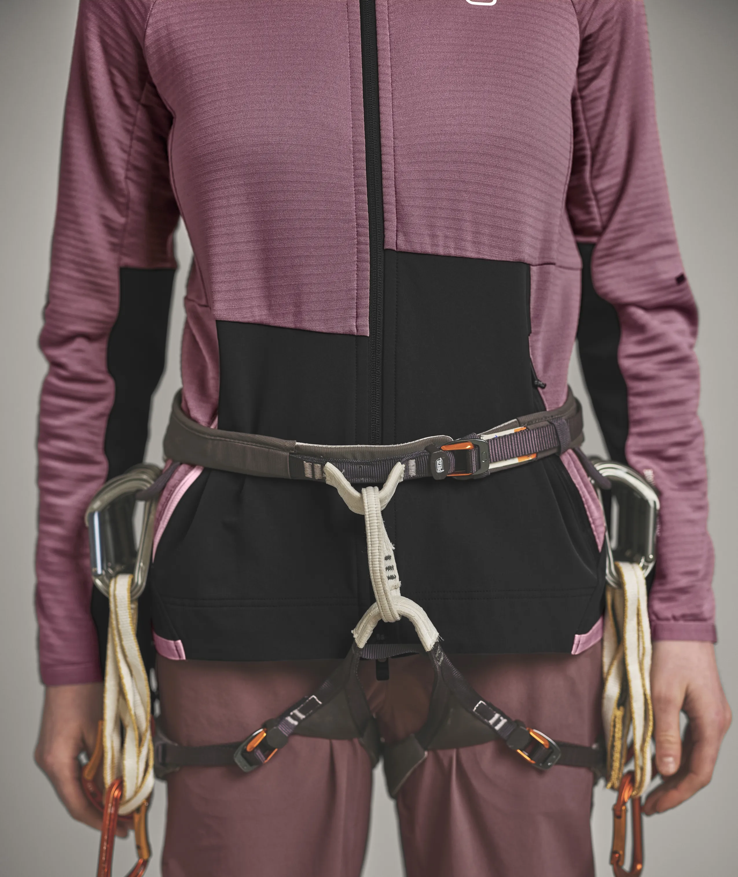 87302-35401-FLEECE_RIB_HOODY_W-D-07.jpg 87302-35401-FLEECE_RIB_HOODY_W-D-07.jpg, climbing harness, body harness, belay gear, sport gear, waist belt