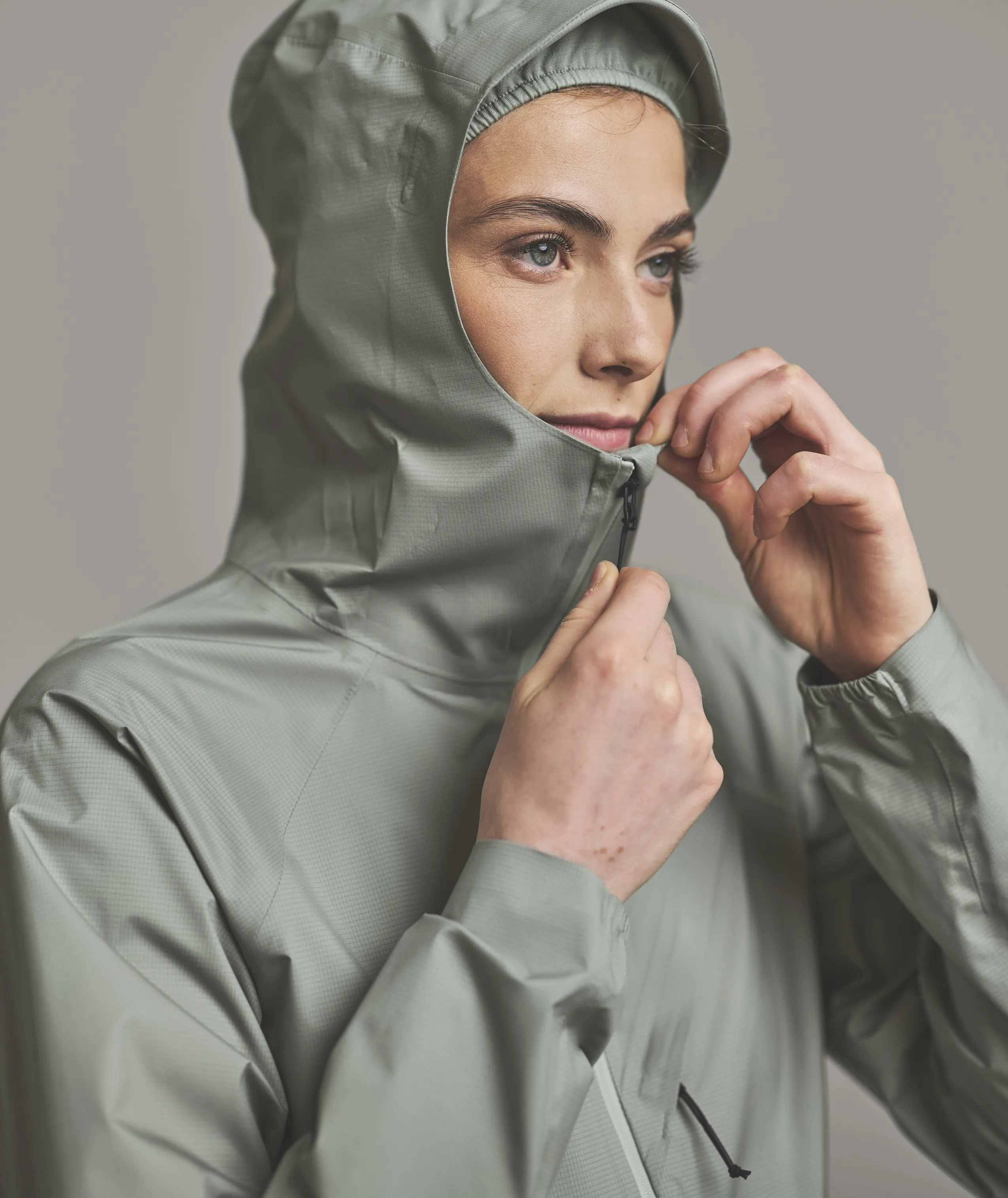 62763-TRACE_2_5L_JACKET_W-D-06.jpg 62763-TRACE_2_5L_JACKET_W-D-06.jpg
