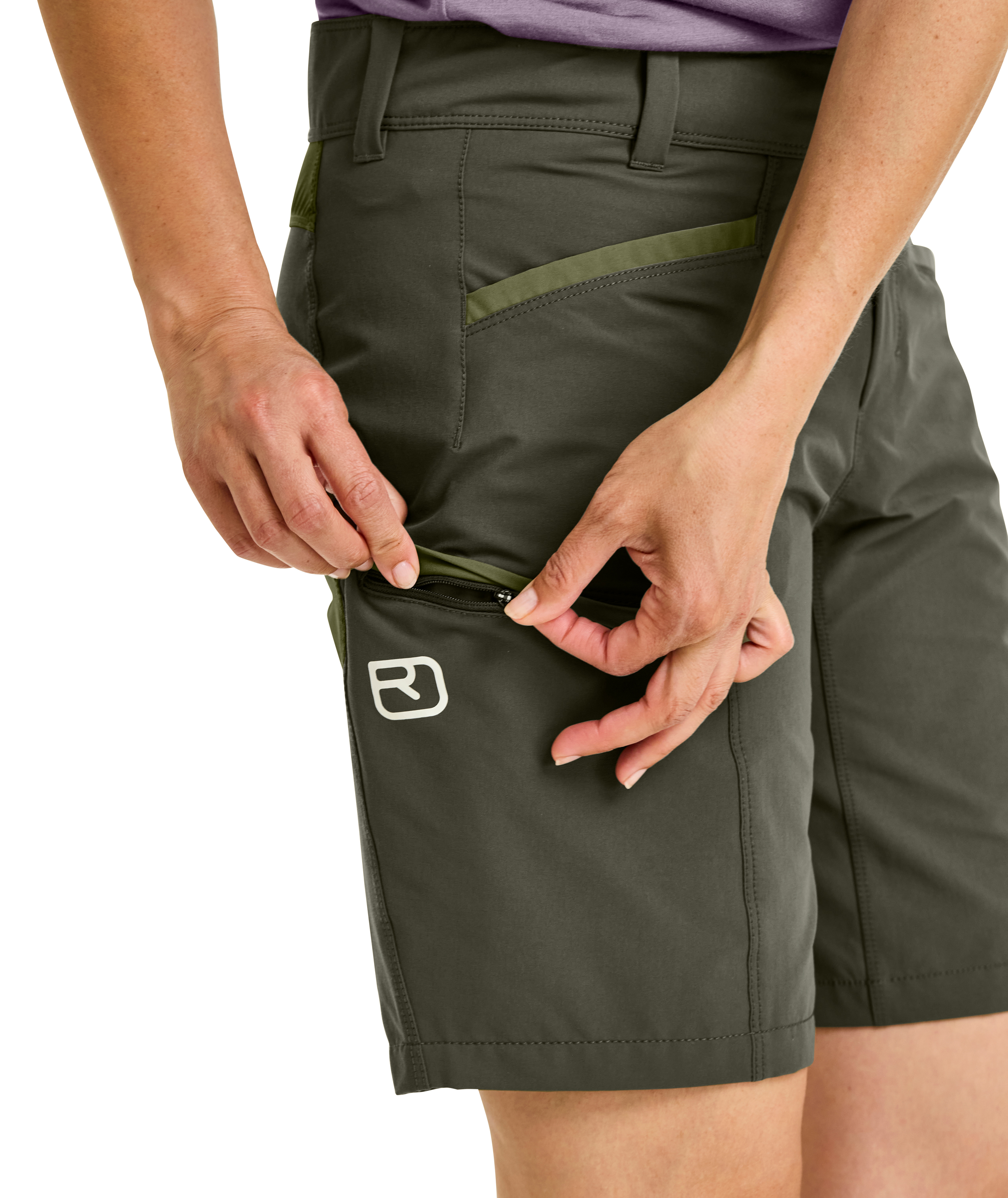 62357-PELMO_SHORTS_W-D-02.jpg 62357-PELMO_SHORTS_W-D-02.jpg