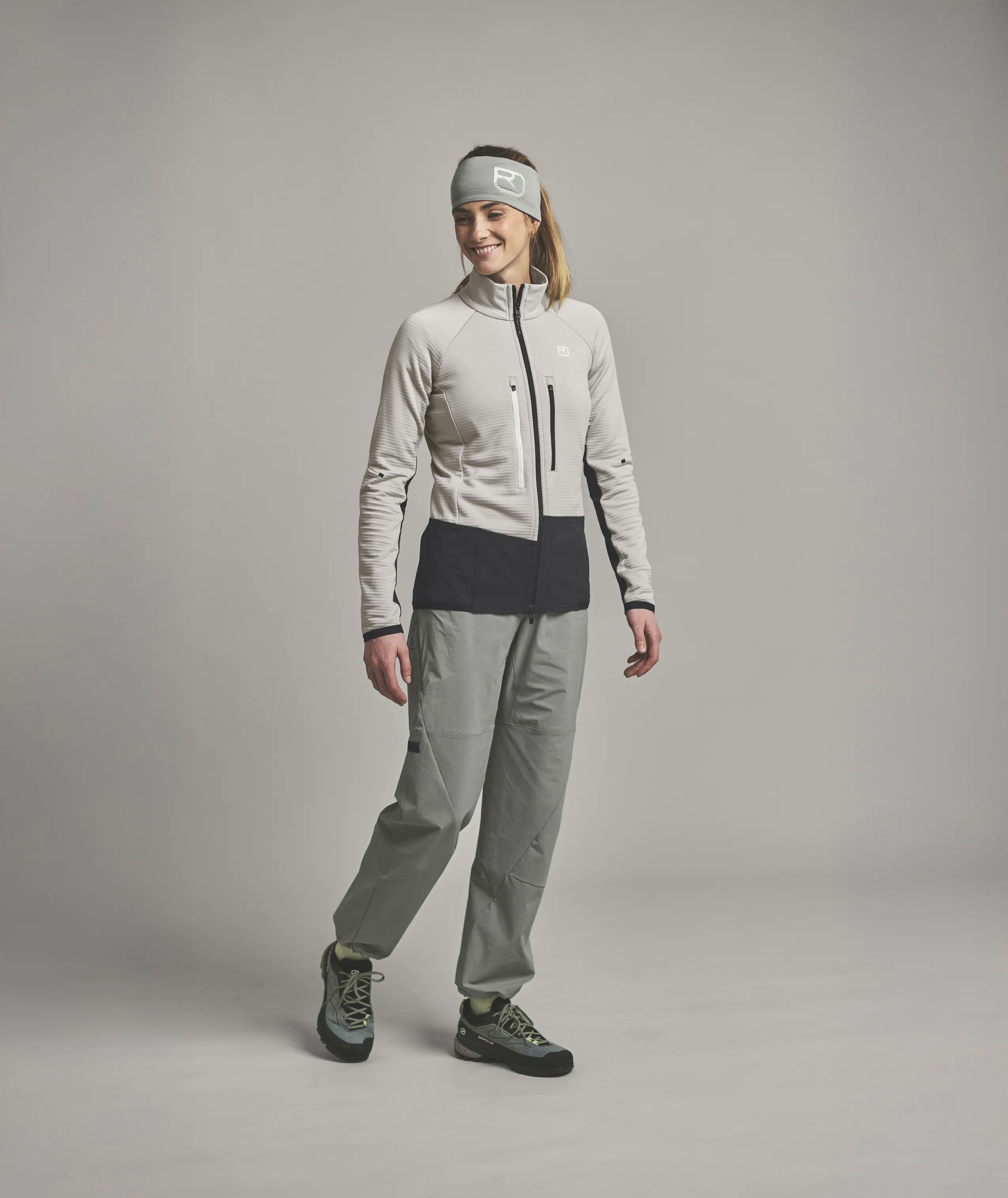 70646-TRAD_LIGHT_PANTS_W-D-03.jpg 70646-TRAD_LIGHT_PANTS_W-D-03.jpg