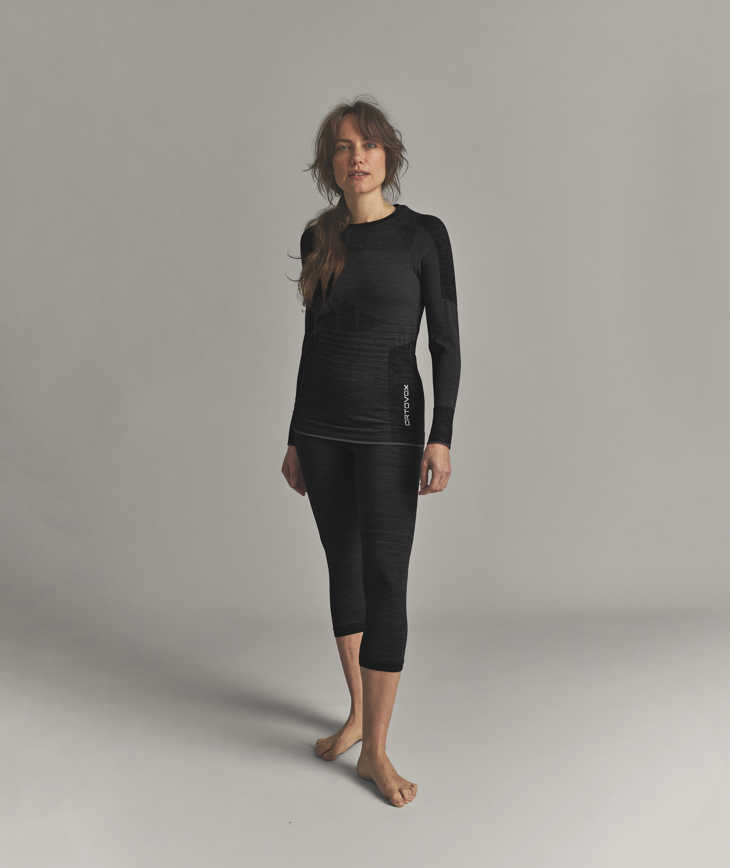 230 COMPETITION LONG SLEEVE W athletic top, long-sleeve, black top, layered pattern, leggings set