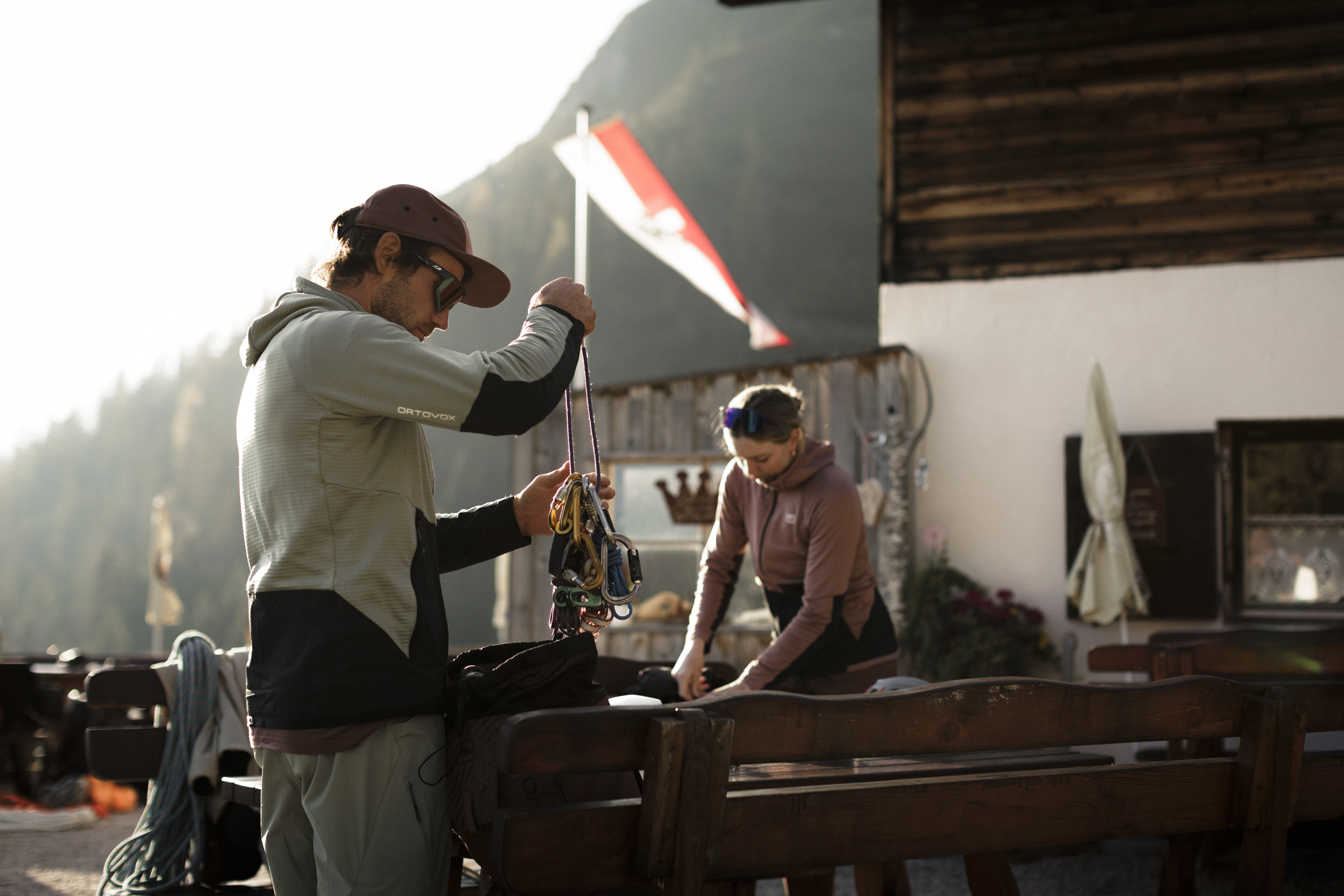 DA_9016_TRAD_SS26_Schsselkar_MaxDraeger_MedRes Hat, Cap, Baseball Cap, Man, Person