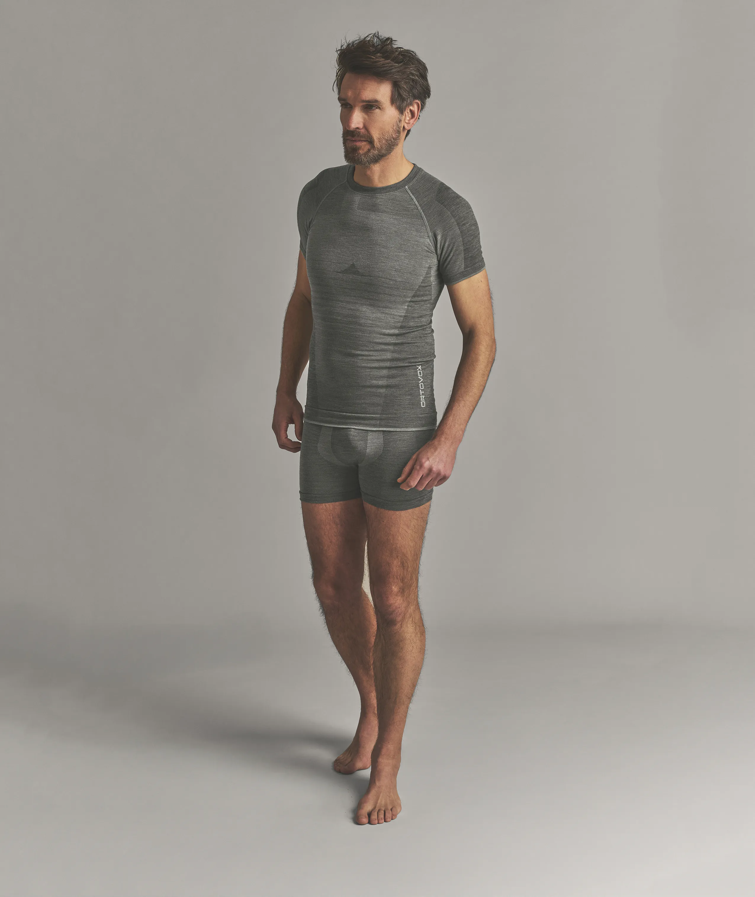 230 COMPETITION SHORT SLEEVE M athletic shirt, compression tee, shorts, men, gray