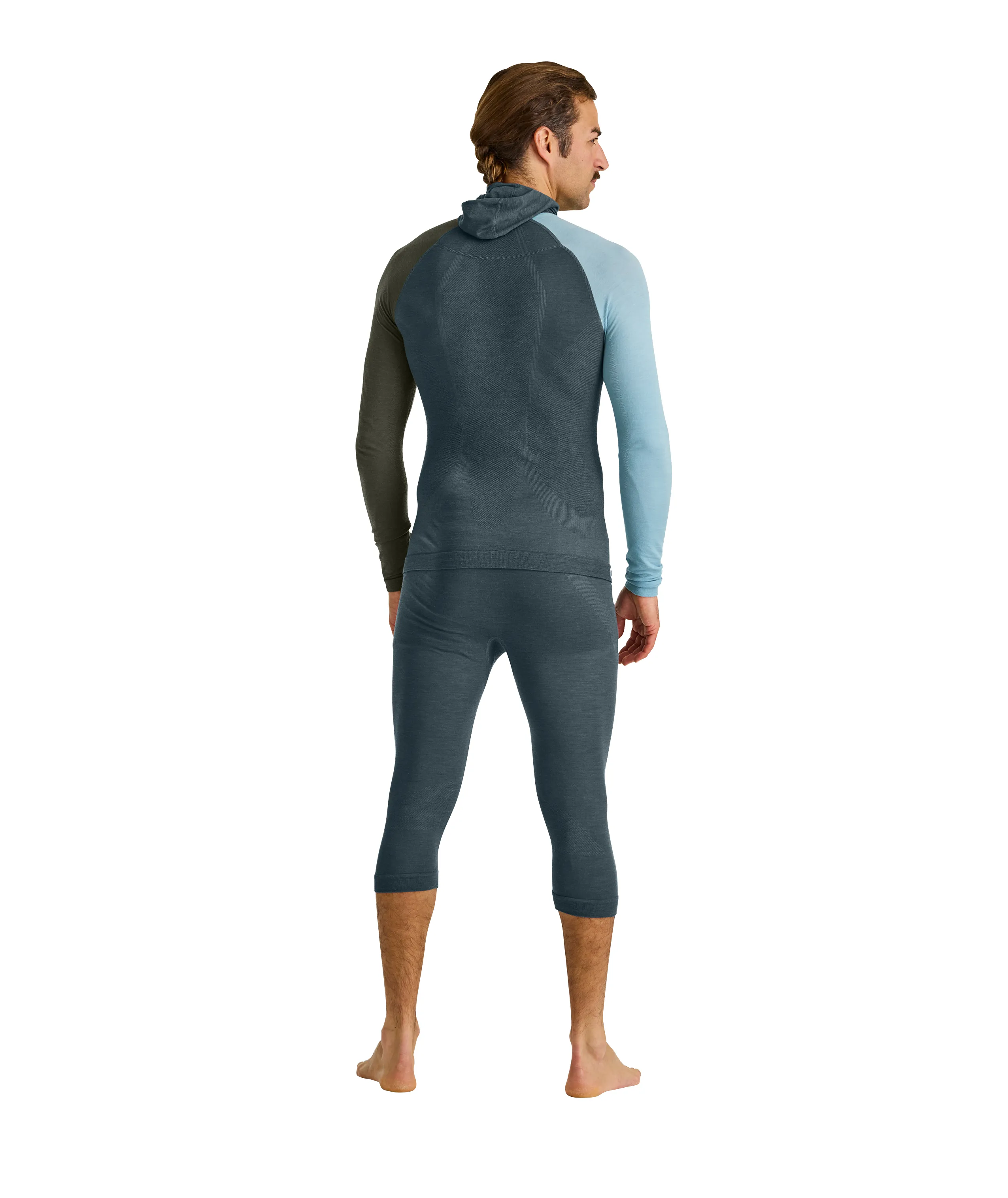 85531-120_COMP_LIGHT_HOODY_M-M-02.jpg