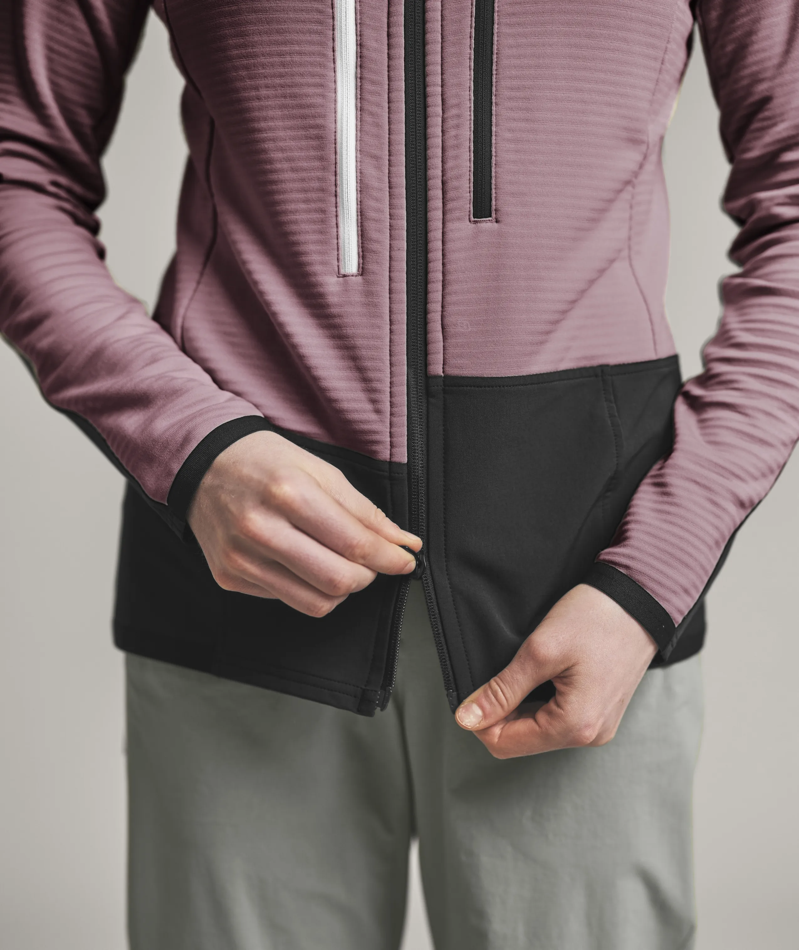 87303-35401-FLEECE_RIB_JACKET_W-D-04.jpg, jacket, zipper, pink, black panel, long-sleeve