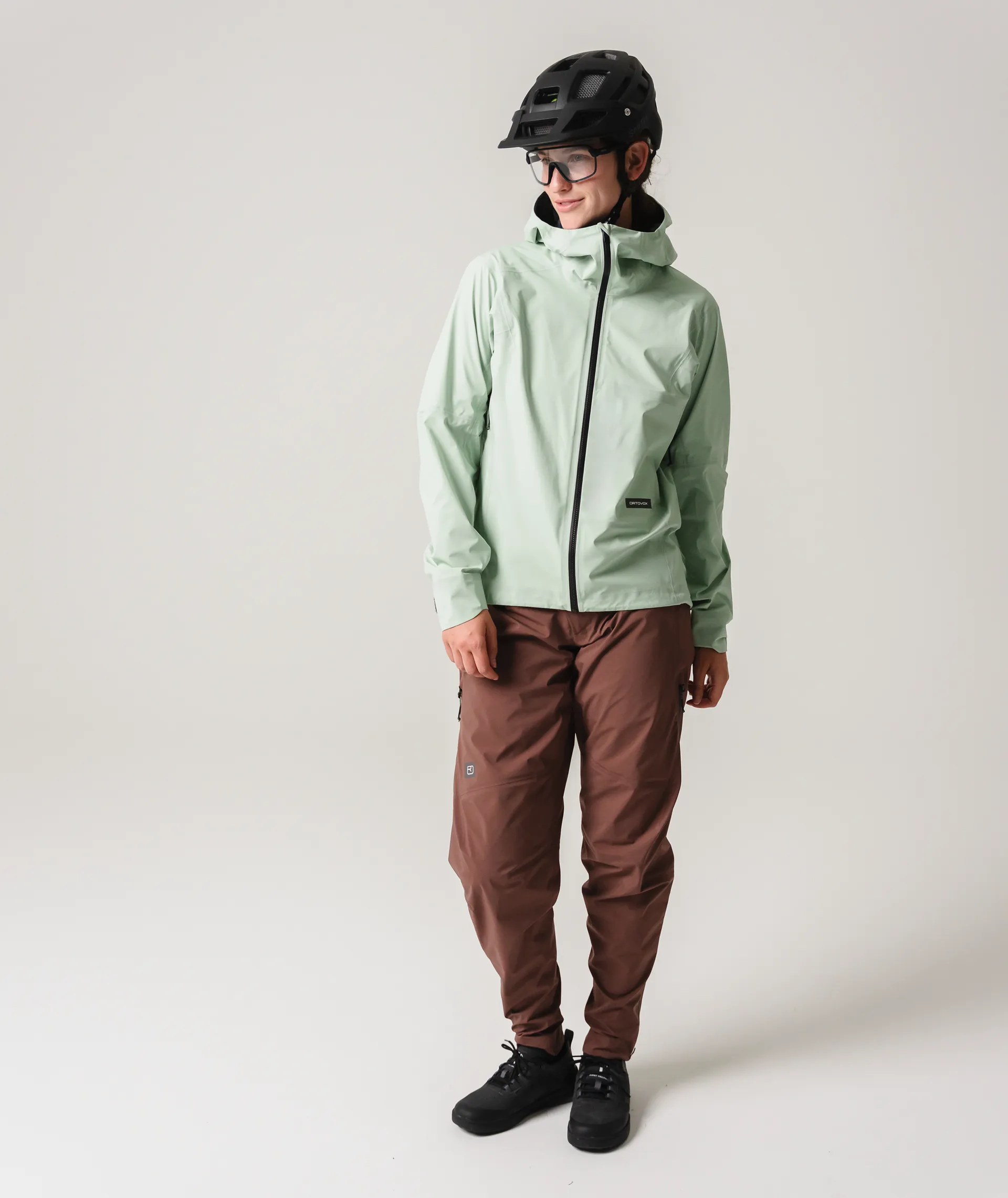 60211-SEQUENCE_GORE_TEX_JKT_W-D-01.png 60211-SEQUENCE_GORE_TEX_JKT_W-D-01.png