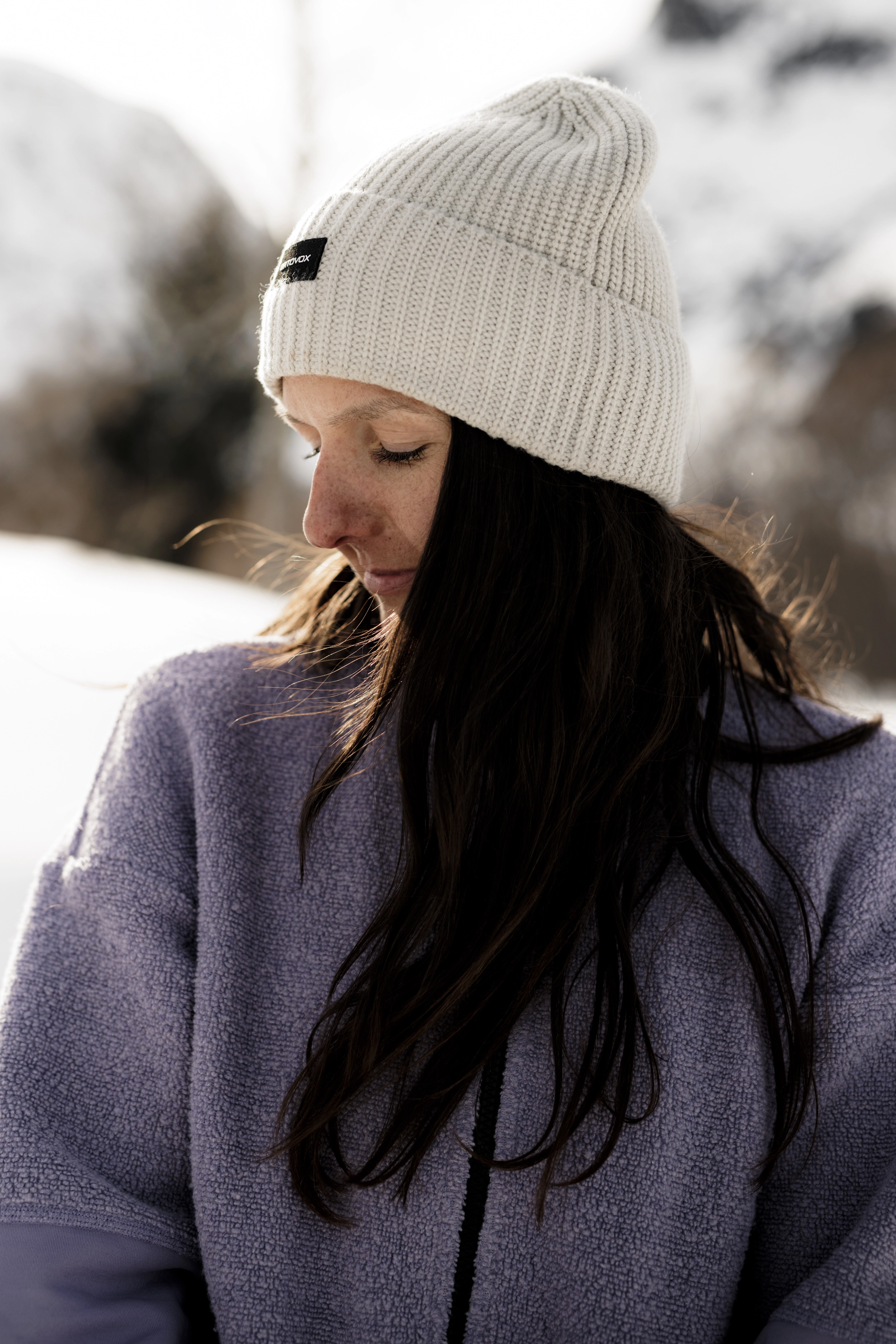 N5A9693_FREERIDE_WS2526_Norwegen_MaxDraeger_MedRes beanie, knit hat, winter hat, cream, knitwear