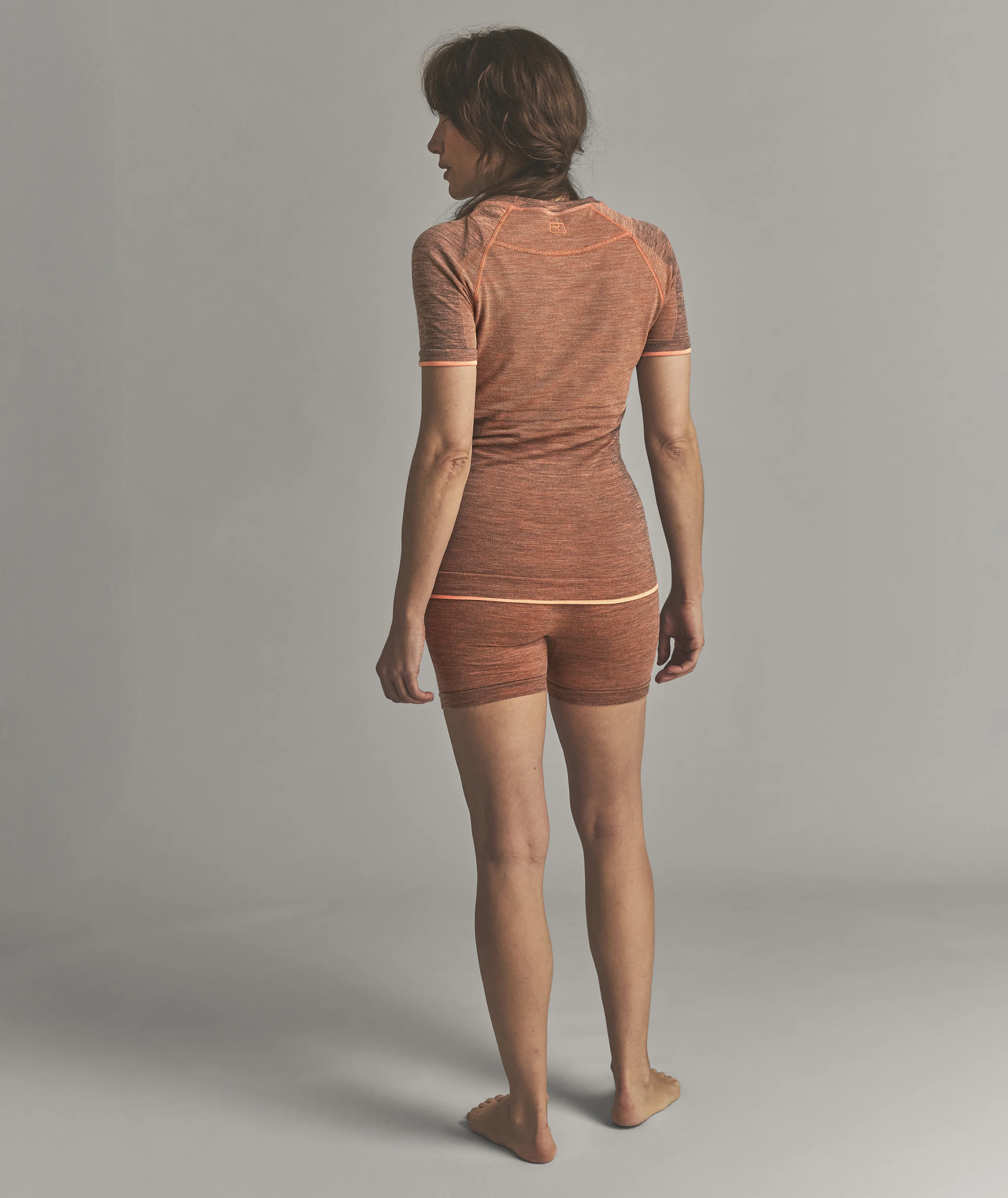 230 COMPETITION SHORT SLEEVE W shorts, top, activewear, mesh, orange