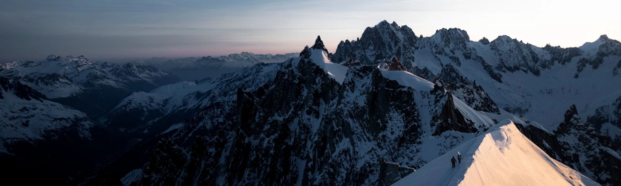 Historie_Desktop mountain, snowscape, ridge, alpine, hiking