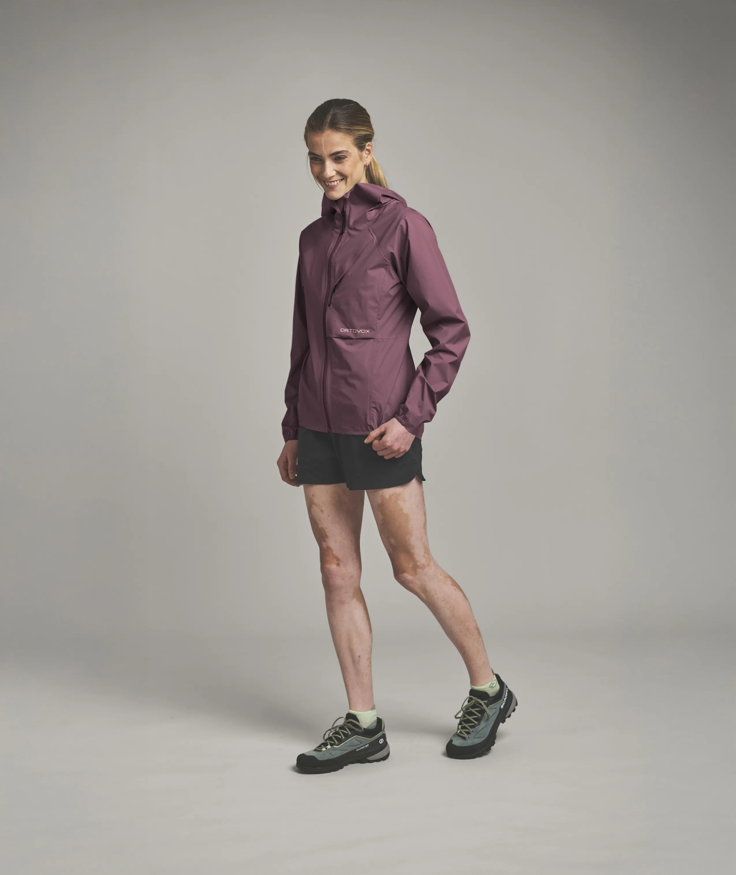 62763-70401-TRACE_2_5L_JACKET_W-D-01.jpg 62763-70401-TRACE_2_5L_JACKET_W-D-01.jpg