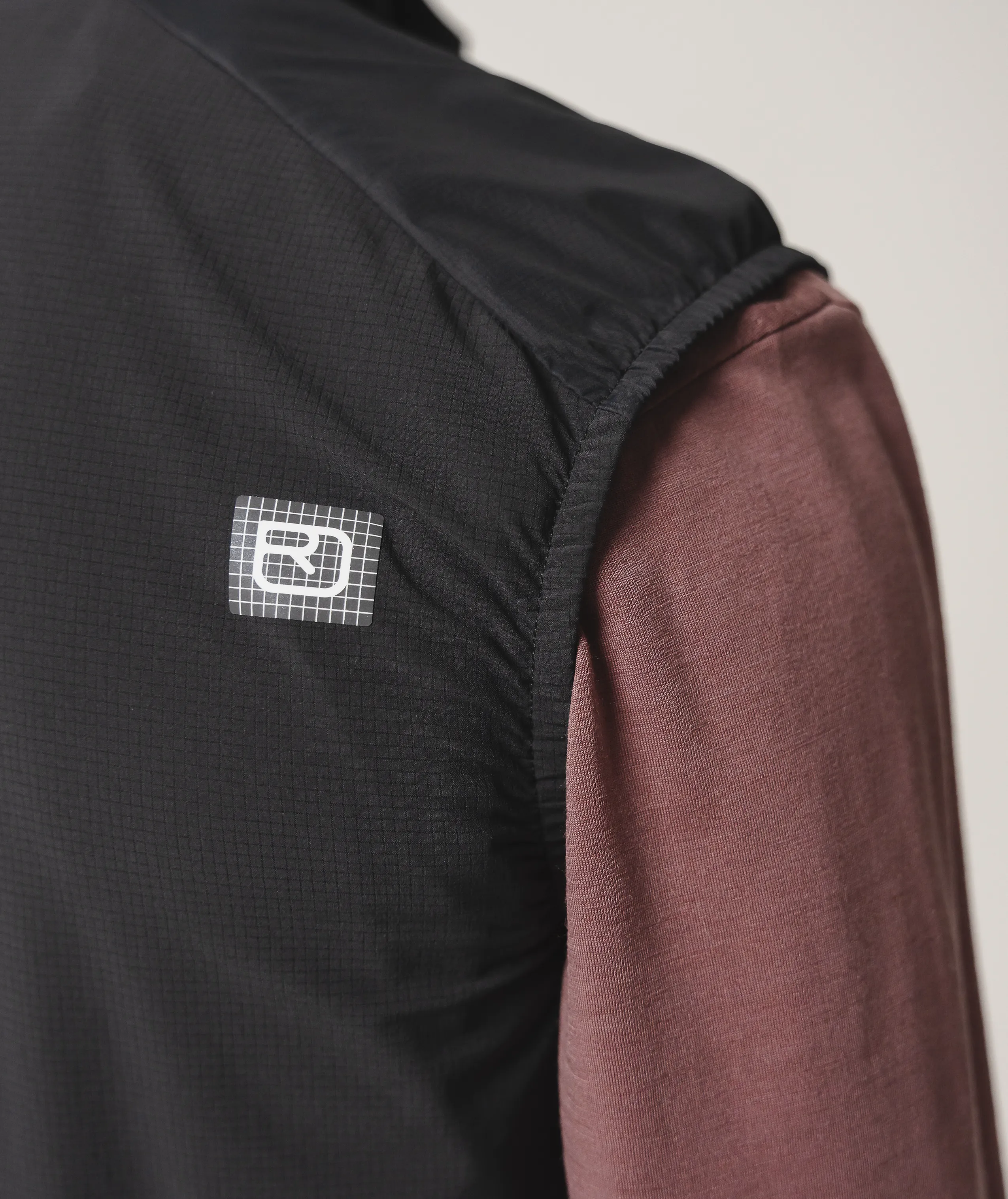 60205-SEQUENCE_WIND_VEST_M-D-04.png 60205-SEQUENCE_WIND_VEST_M-D-04.png