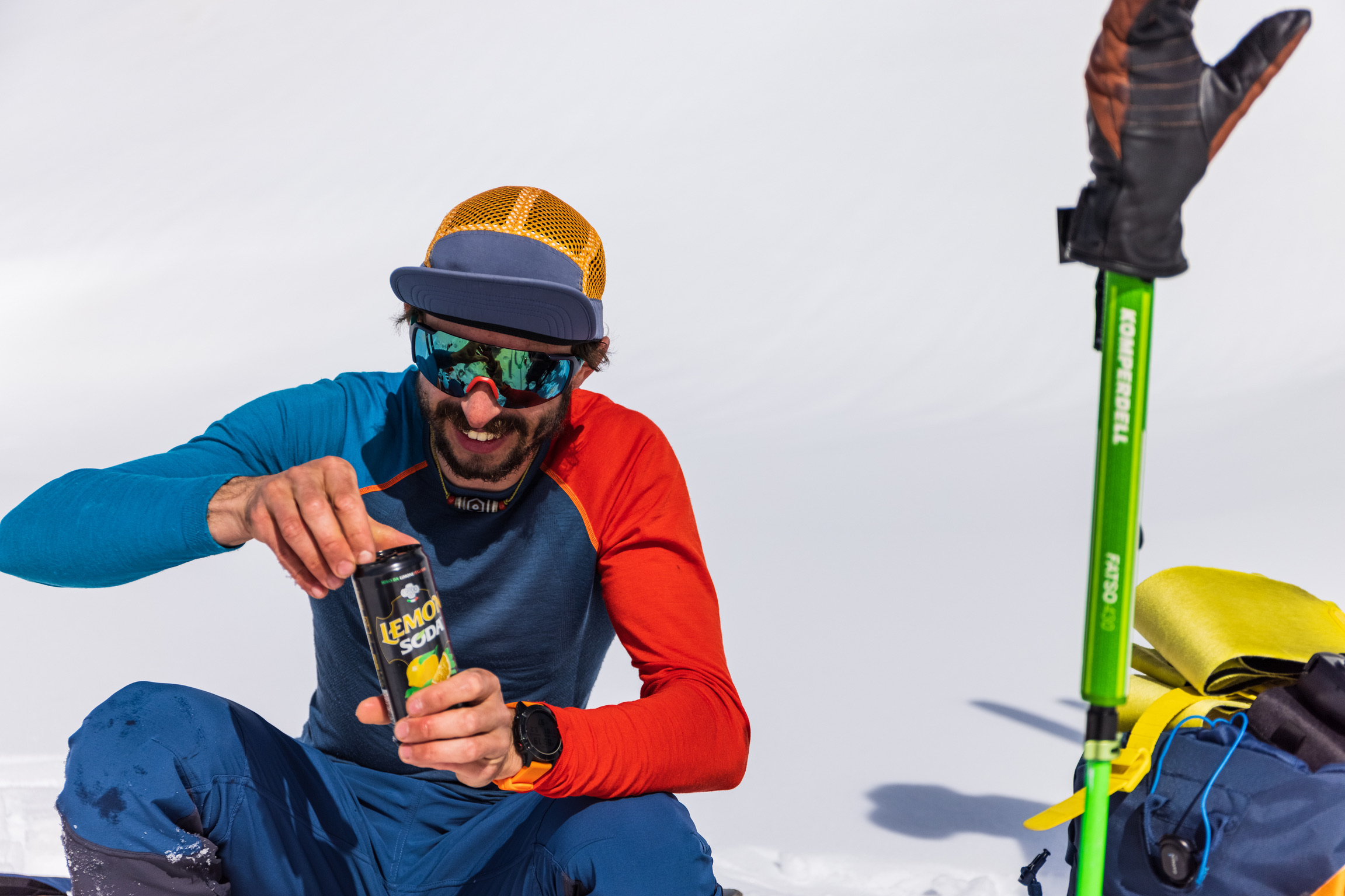 966EEF3A-383A-40AB-A5DC-AE0EC5CBA84C Finger, Person, Adult, Male, Man