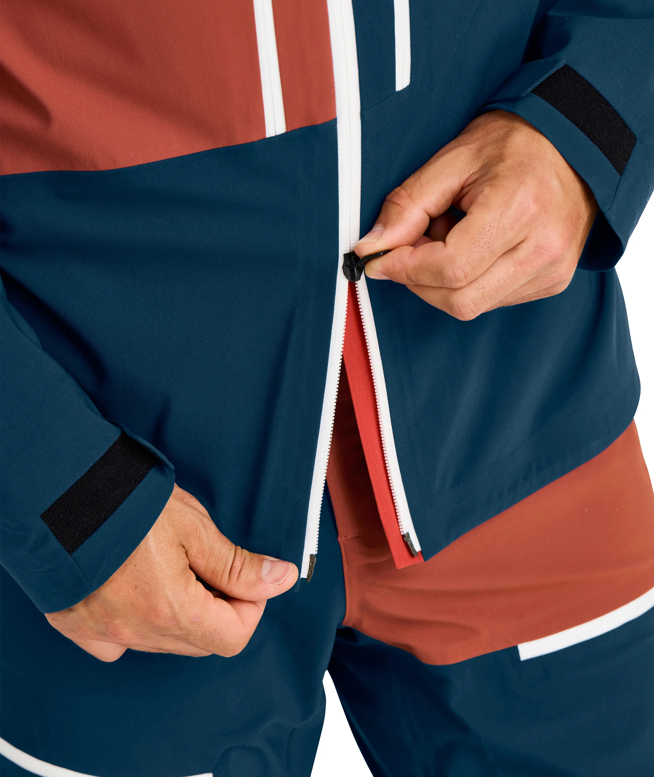 70256-WESTALPEN_3L_JACKET_M-D-03.jpg