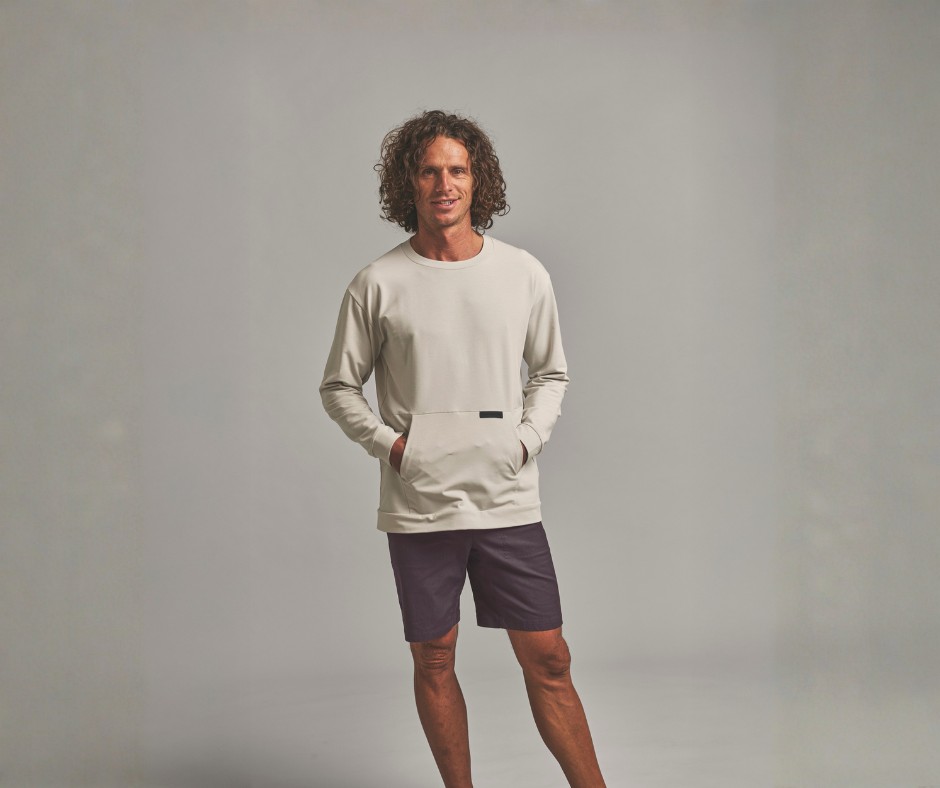 sweatshirt, long sleeve, pocket, beige, casual