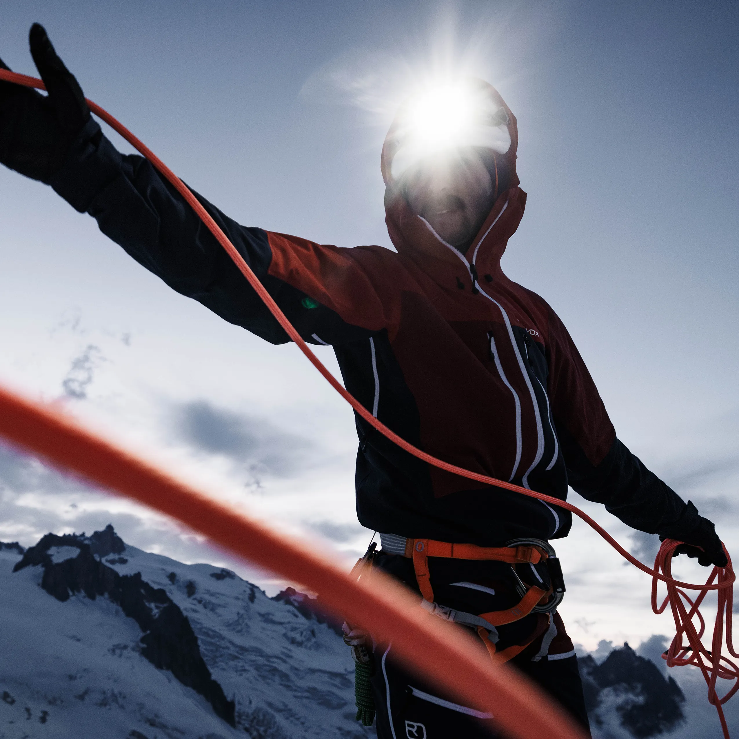 70256-WESTALPEN_3L_JACKET_M-D-10.png