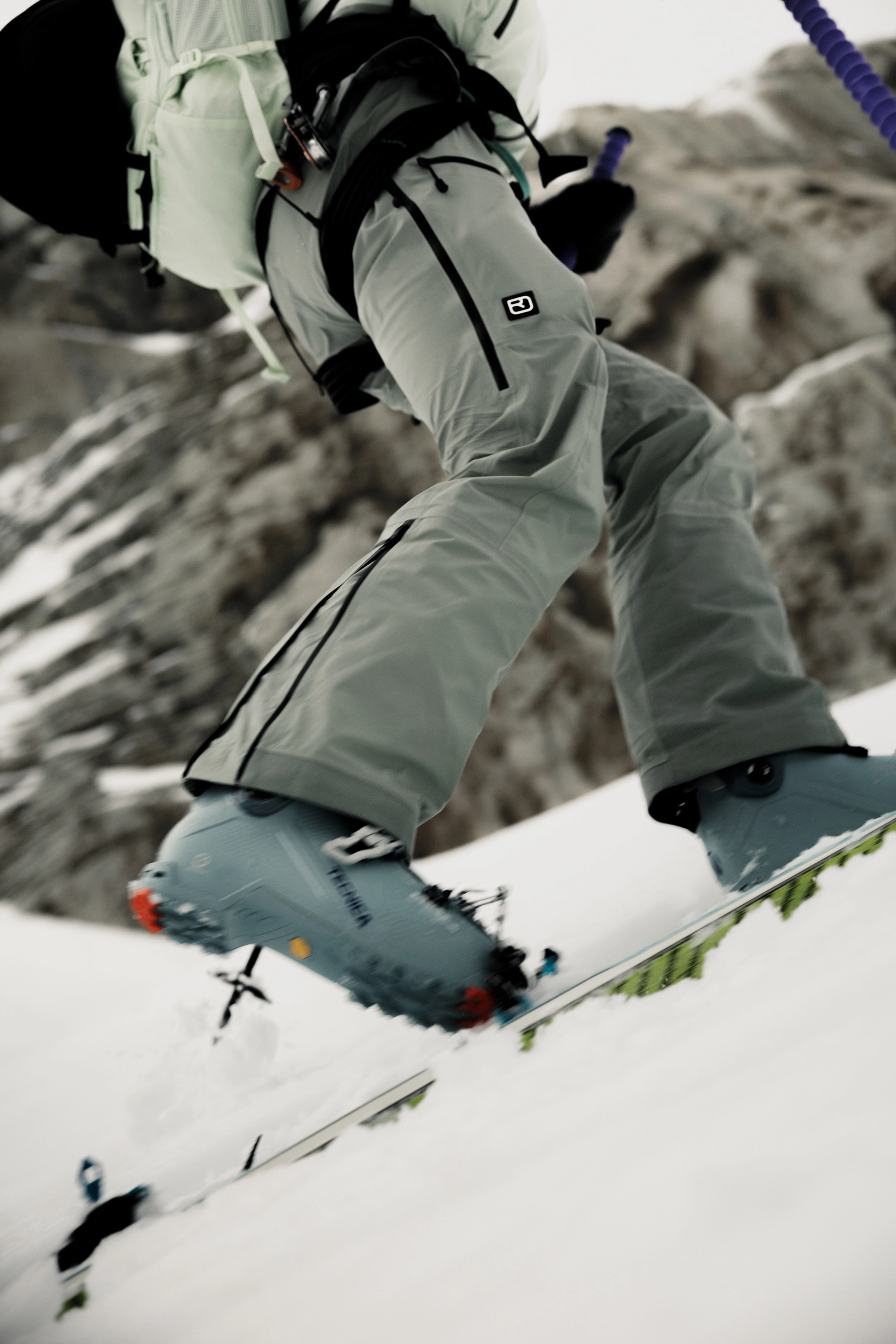 DB_1041_SKITOUR_WS2627_Charmonix_MaxDraeger_MedRes ski boots, snowboard, skiing, snow, outdoor gear