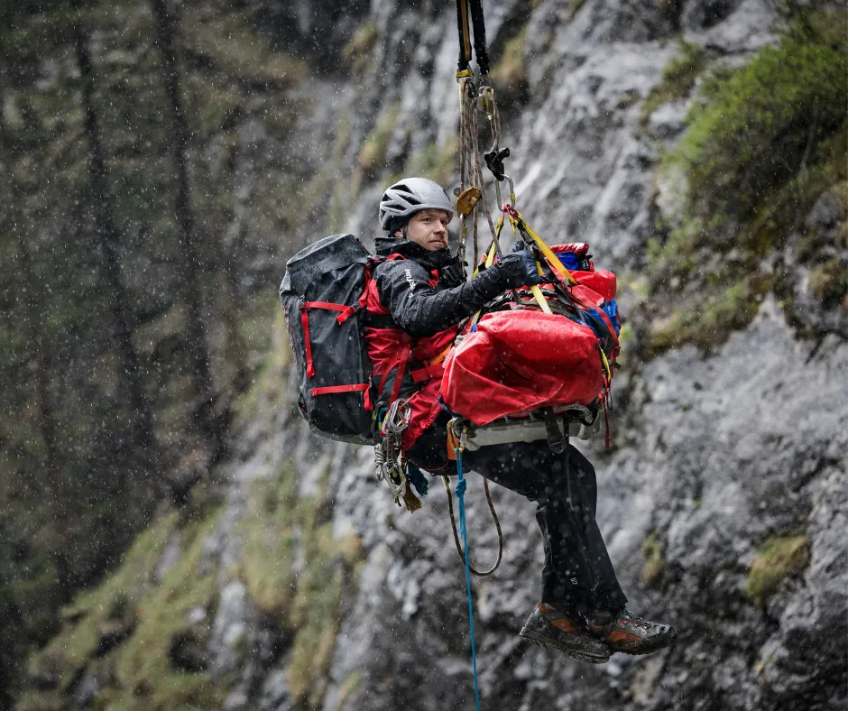 canyoning, rock_climbing, harness, rope, backpack